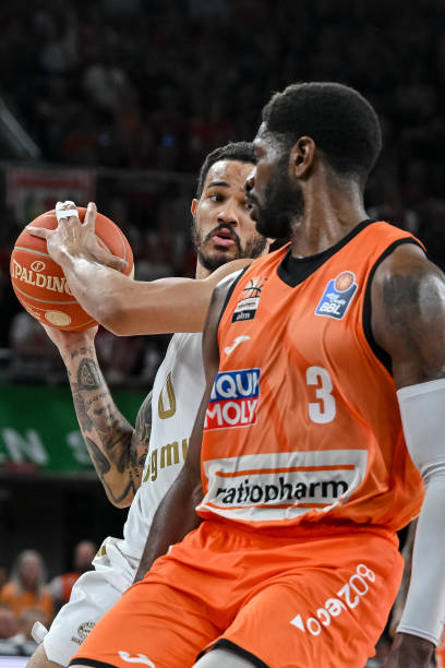 并希望他能 并希望他能